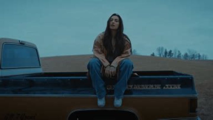 Anna Graves explores the depths of the human experience in her debut single "Easy For You"