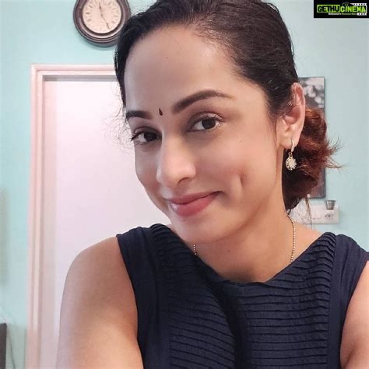 Ansha Sayed Biography: Age, Husband, Children, Instagram, Height, Wikipedia