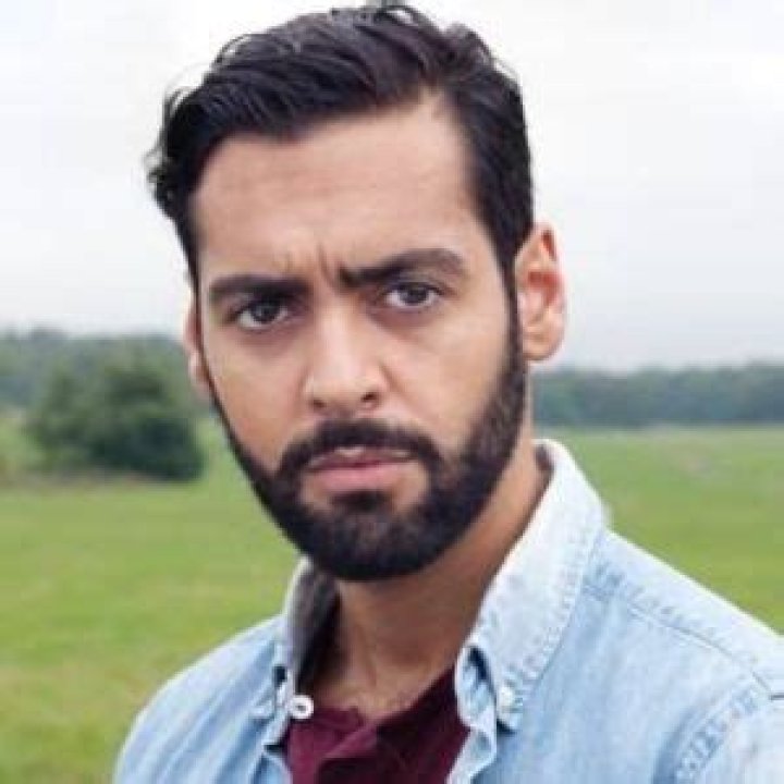 Ardalan Esmaili Wikipedia; Age, Parents, Wife, Height, Movies