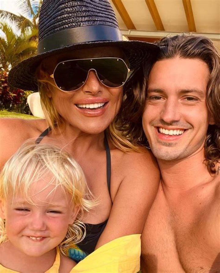 Asher Monroe takes on a totally new sound with Geisha