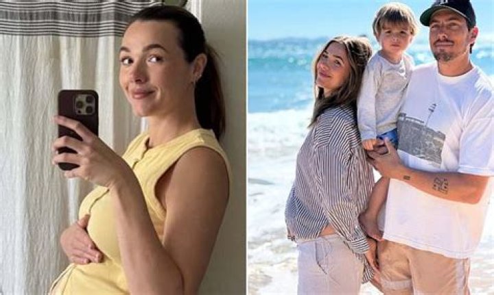 Australian Journalist Sarah Harris welcomes her second child!