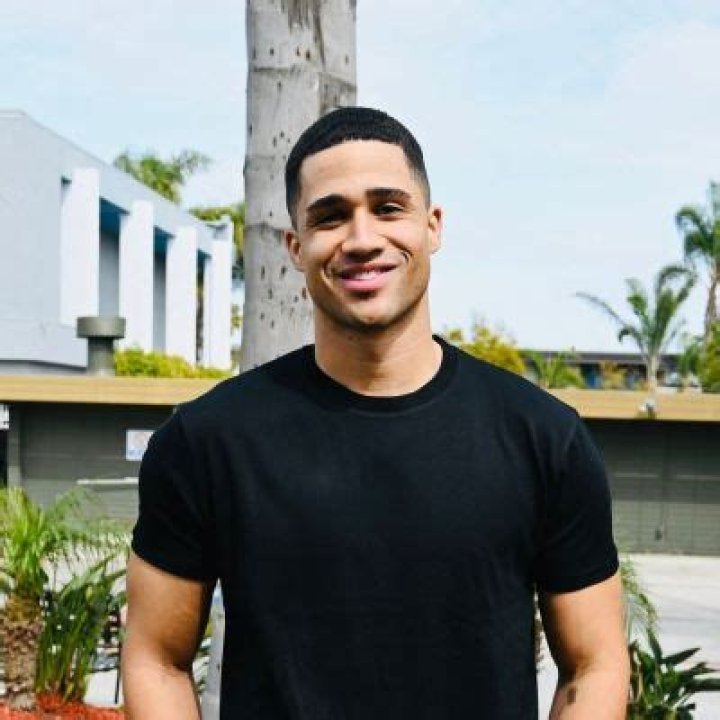 Aven Jones- Wiki, Age, Height, Net Worth, Girlfriend, Ethnicity