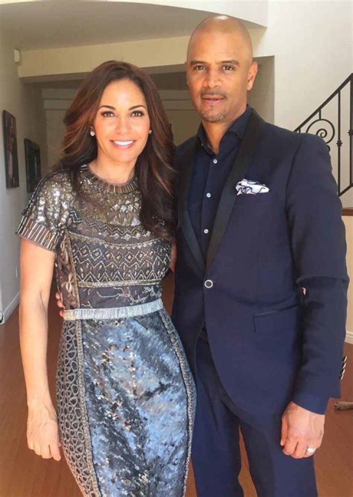 Bob Whitfield- Net Worth, Age, Ethnicity, Boyfriend, Height, Career