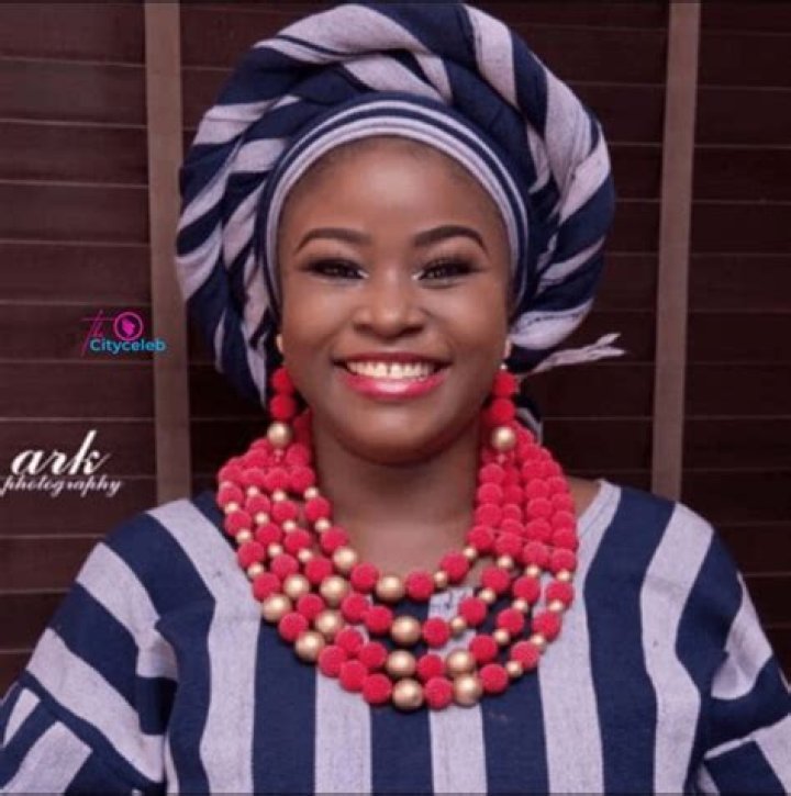 Bukola Awoyemi Arugba Biography: Movies, Age, Husband, Net Worth, Twins, Mother, Instagram, Songs, Wikipedia & Facts