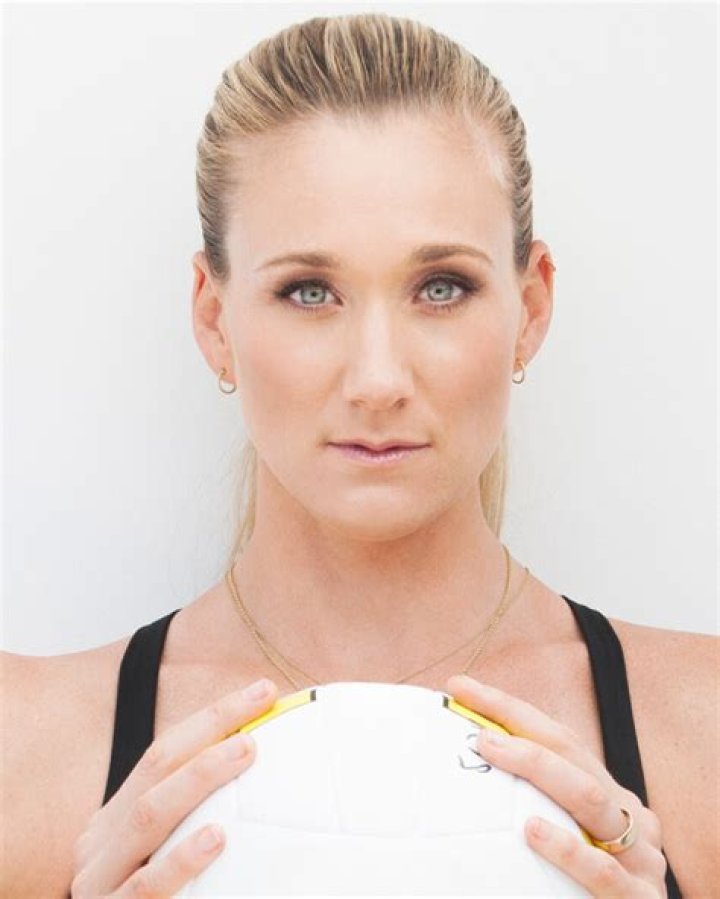 Celebrity Wife Swap Recap – Basketball Wife and a Volleyball Mom: Season 4 Episode 4 Tami Roman & Kerri Walsh-Jennings Swap Lives