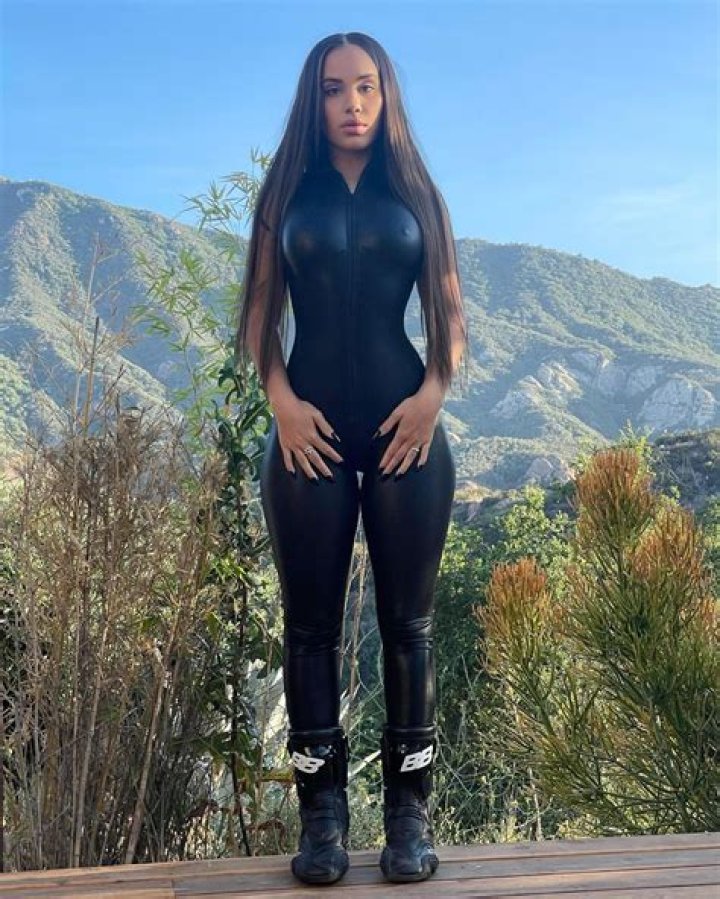 Chelsea Walker Wiki, Bio, Age, Height, Dating, Boyfriend, Instagram