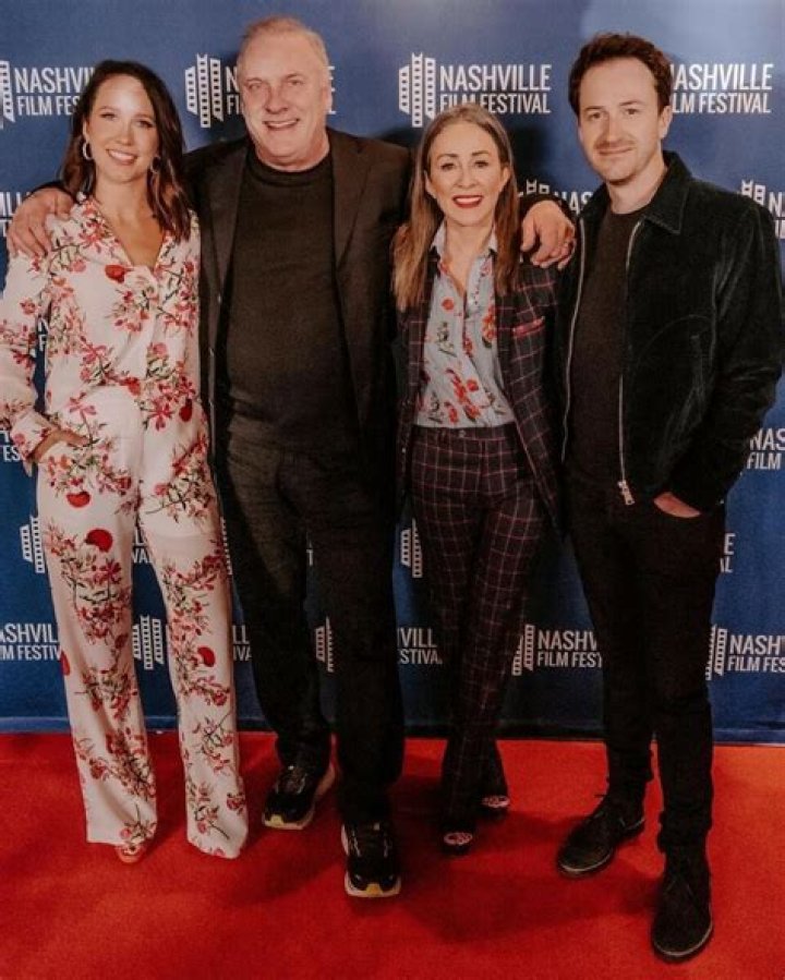 Clive Owen- Wiki, Age, Height, Net Worth, Wife, Career