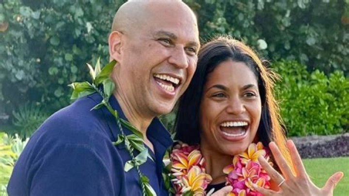 Cory Booker & Rosario Dawson Split After 3 Year Of Relationship