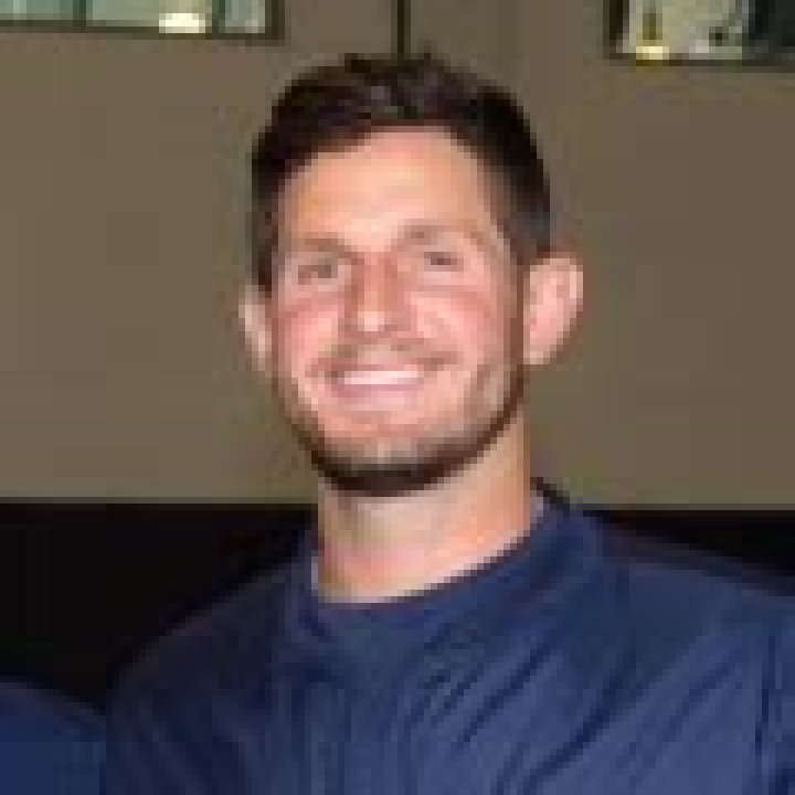 Dan Orlovsky Biography: Age, Wife, Contract, Net Worth, Parents, College, Height, Stats, Salary