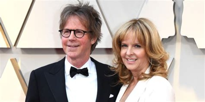 Dana Carvey Wife, Sons, Net Worth, Height, Age, Bio