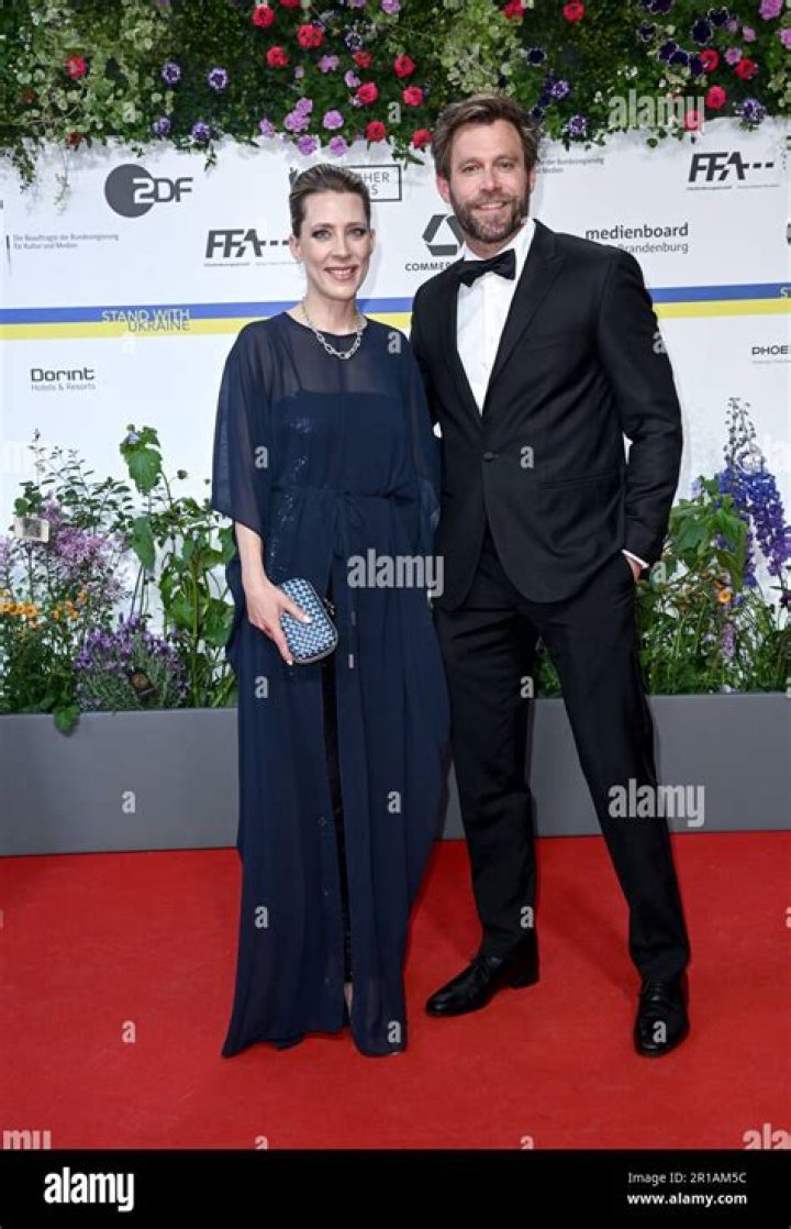 Daniel Farke- Wiki, Age, Wife, Ethnicity, Net Worth, Height, Career