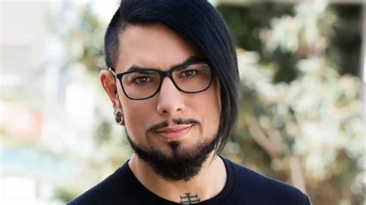 Dave Navarro Biography: Wife, Net Worth, Age, Songs, Books, Instagram, Height, Wiki