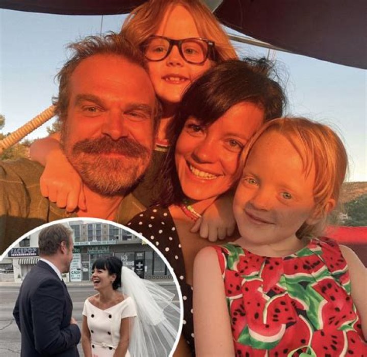 David Harbour – Wife, Children, Girlfriend, Siblings, Net worth