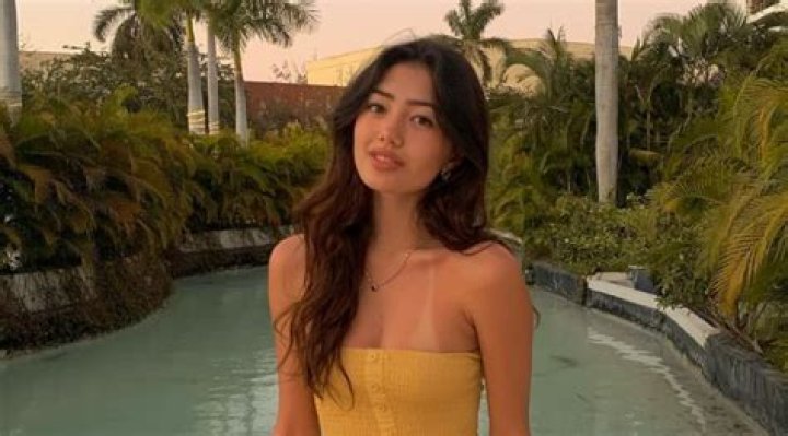 Dee Nguyen Wiki, Bio, Age, Height, Instagram, Boyfriend, Net Worth 2020