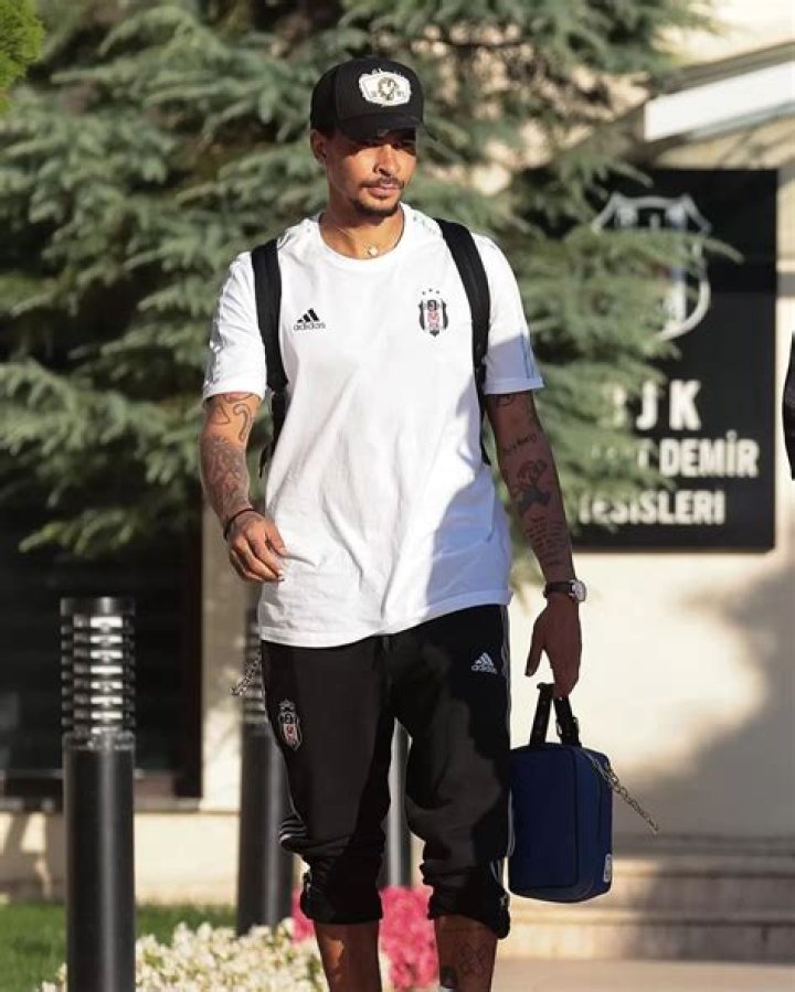 Dele Alli Biography: Age, Parents, Net Worth, Girlfriend, Stats, Wife, Club, Salary, Instagram, Transfermarkt