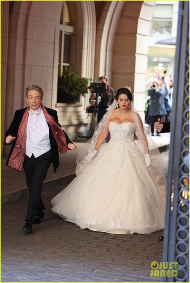 Do You Care? Crazy Lady Naomi Campbell Is Getting Married