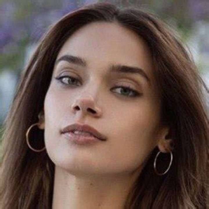 Explore Michelle Vawer Wiki, Bio, Age, Height, Net Worth, Dating, Boyfriend, Ethnicity!!