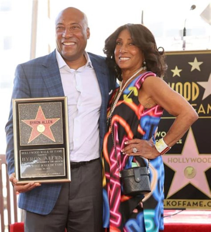 Fame | Carolyn Folks net worth and salary income estimation Jan, 2024