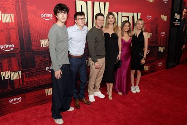 Fame | Ella Rae Wahlberg net worth and salary income estimation Apr, 2024