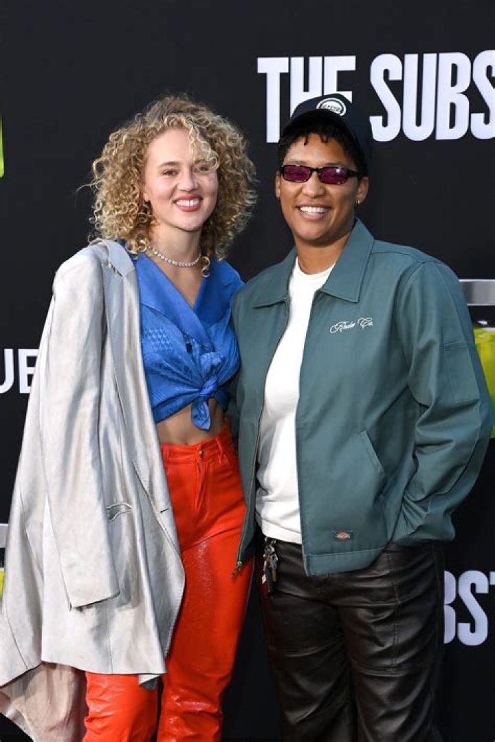 Fame | Jules Latimer net worth and salary income estimation Apr, 2024