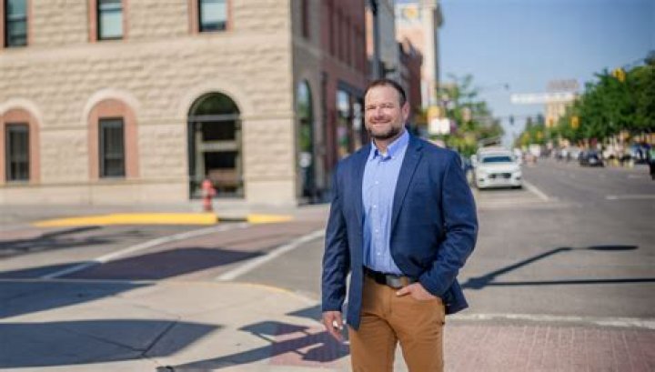 Fame | Matt Ulrich net worth and salary income estimation Apr, 2024