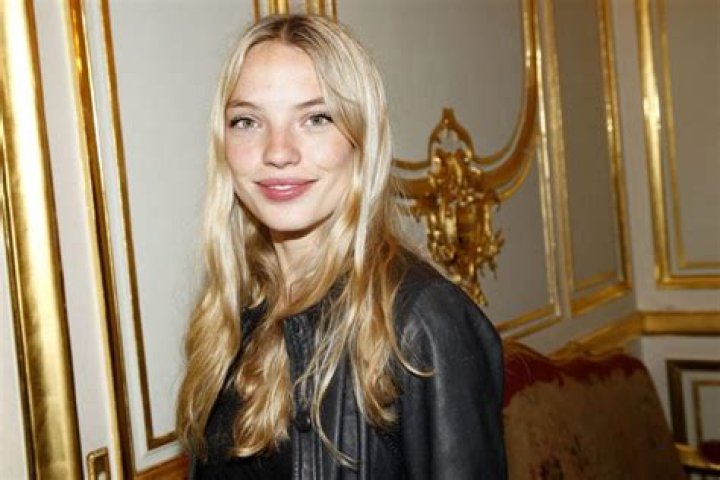 Fille De Julien Lepers