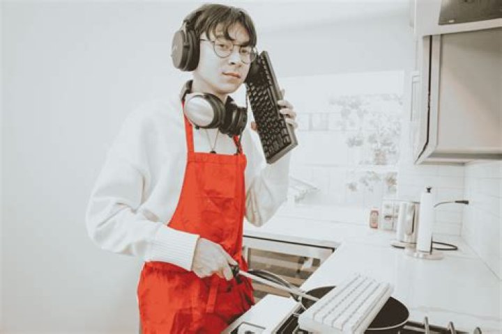 Fred Malekian Net Worth, Age, Height, Bio, Birthday, Wiki!