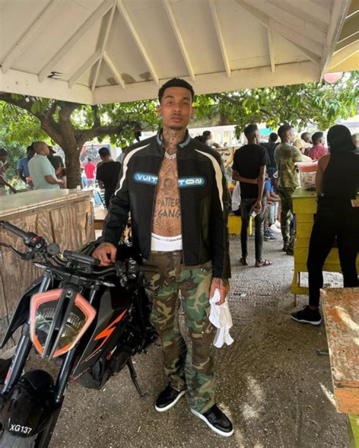 Fredo Biography: Age, Net Worth, Instagram, Spouse, Height, Wiki, Parents, Siblings, Songs