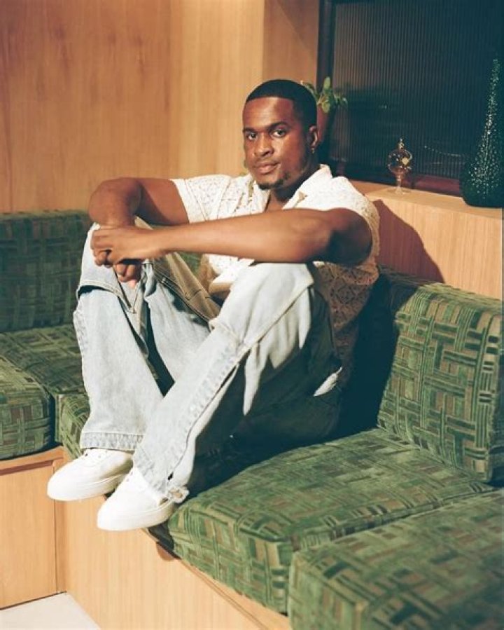 Gabzy Biography: Age, Real Name, Wife, Songs, Net Worth, Concert, Albums, Wikipedia, GF