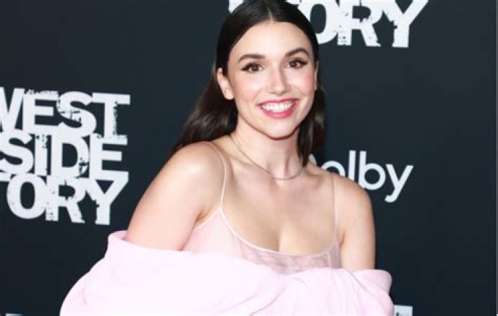 Grace Fulton- Wiki, Biography, Age, Height, Net Worth, Husband