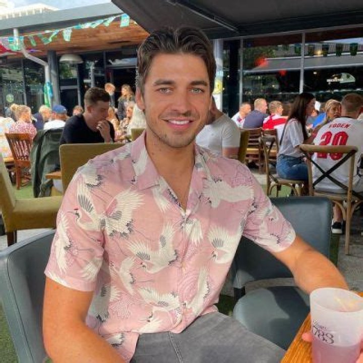 Harry Johnson- Wiki, Age, Height, Net Worth, Career, Girlfriend, Dating