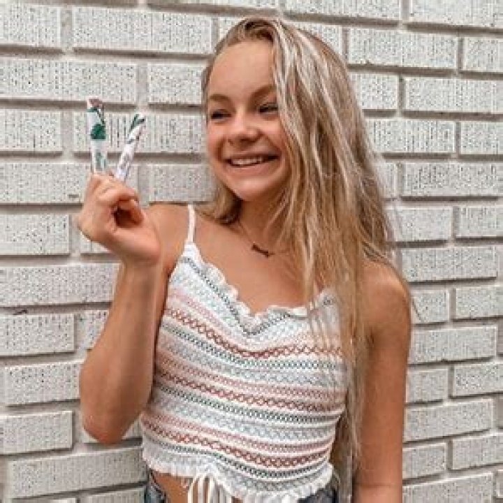 How Old Is Pressley Hosbach? Her Birthday, Family, Net Worth, TikTok