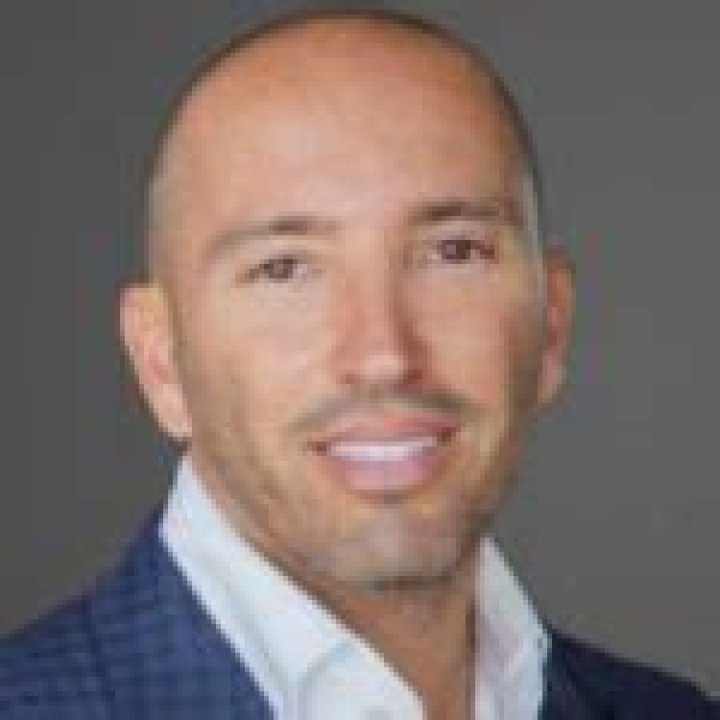 How Tall Is Brett Oppenheim? Net Worth, Height, Wife & Facts