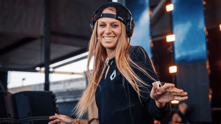 Industry Vanguard: Unveiling The Top 10 International Female DJs