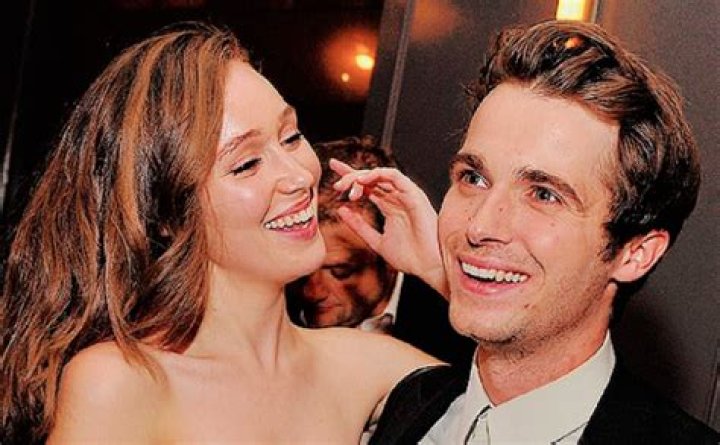 Is Actress Alycia Debnam-Carey Dating New Boyfriend Or Is She Already Married?