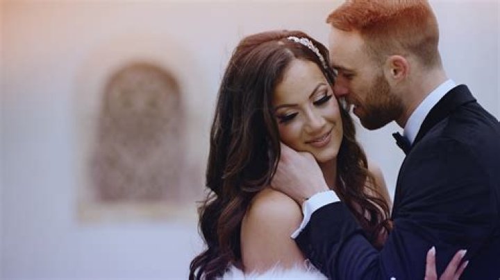 Is Lauren Ash Married or Dating Anyone? Here’s Everything We Know