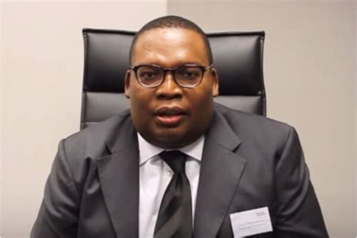 Isaac Mophatlane Biography: Net Worth, Wife, Business, House, Net Worth, Age, Instagram, Salary, Wikipedia, Twin