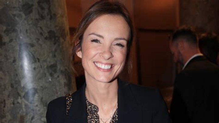 Isabelle Ithurburu Taille Archives - Médias Célèbres