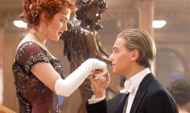 Kate Winslet Fortune