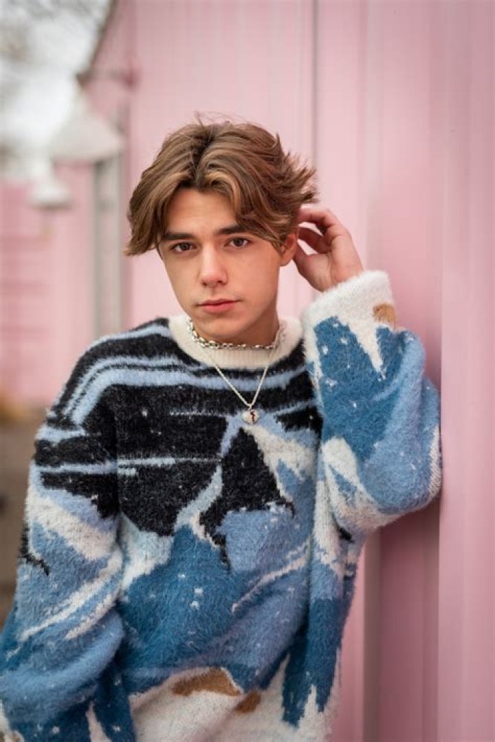 Kid Prexy Captures the Essence New Love in “Shooting Star”