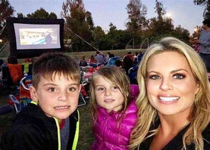 Know About Courtney Friel; Age, KTLA, Husband, Net Worth, Instagram