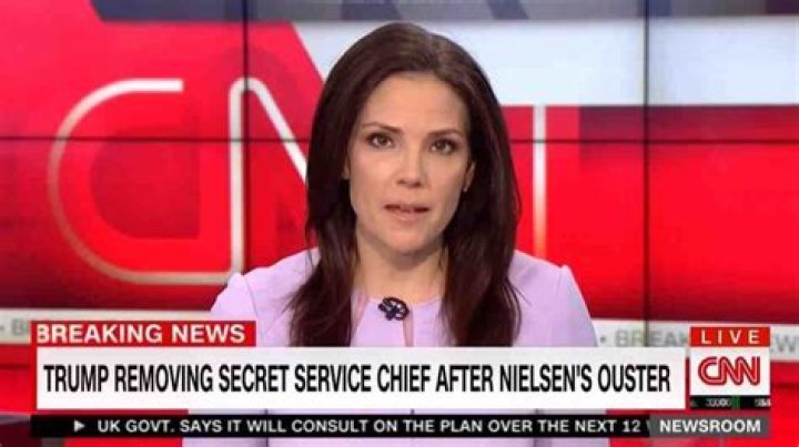 Know About Erica Hill; Age, CNN, David Yount, Salary, Instagram, Now