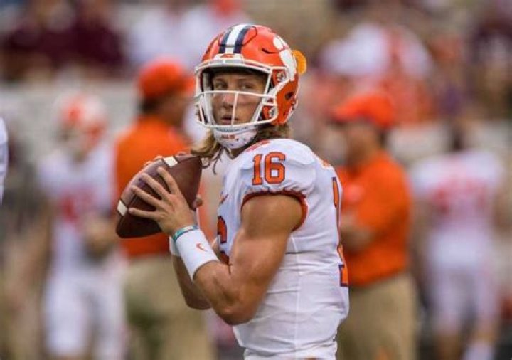 Know About Trevor Lawrence; Age, Sister, Career, Net Worth, Girlfriend