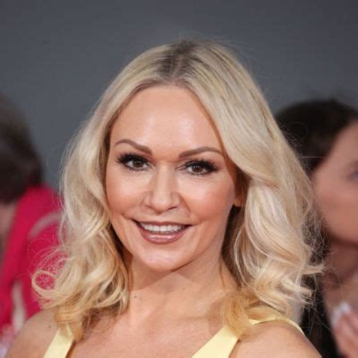 Kristina Rihanoff Had To Apologize Over Her Controversial Tweets As Netizens Retaliated