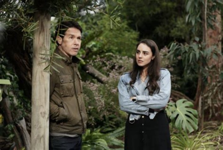 La Brea Fall Finale Recap 11/15/22: Season 2 Episode 7 “1988”