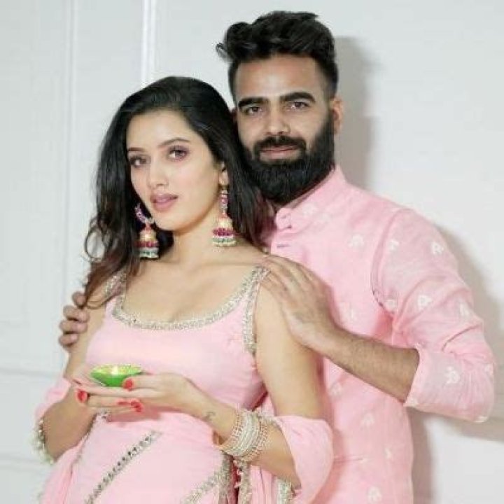 Lakhan Rawat- Wiki, Age, Height, Net Worth, Wife, Ethnicity