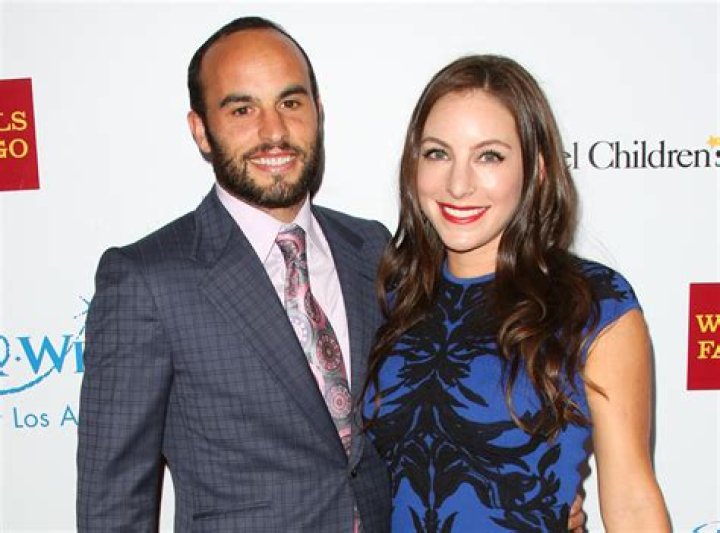 Landon Donovan Wife, Family, Age, Height, Bio, Other Facts