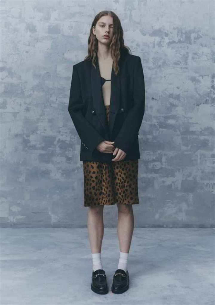 Lion Babe re-work Tom Jones' 'She's a Lady' for H&M campaign