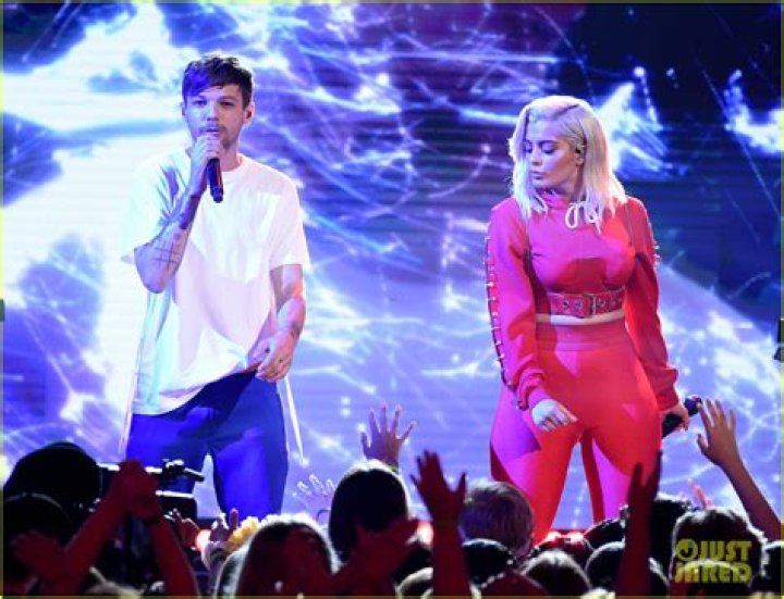 Louis Tomlinson and Bebe Rexha will Perform 'Back To You' at the Teen Choice Awards