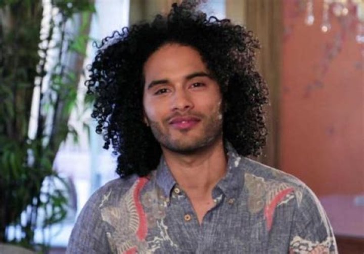 Manwell Reyes Biography, Wiki, Married, Wife, Kids, Ethnicity